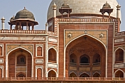 Detail of stonework and design of Humayun's Tomb.