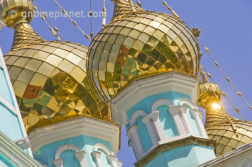 Golden onion domes on the roof of Saint Nicholas cathedral.