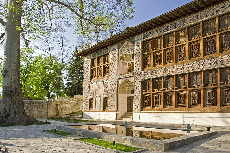 Frontage of the \\'Xan Sarayi\\', or Khan\\'s Palace.