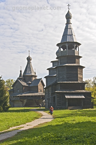 Two churches in the Vitoslavlitsy Museum of Wooden Architecture.