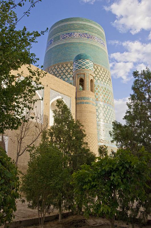 Turquoise-tiled Kalta-Minor minaret was begun in 1851 by Mohammed Amin Khan, who died before it could be finished.