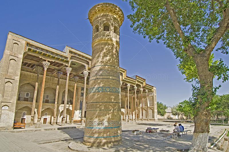 The Bolo-Hauz Mosque and Minaret were built in 1718.