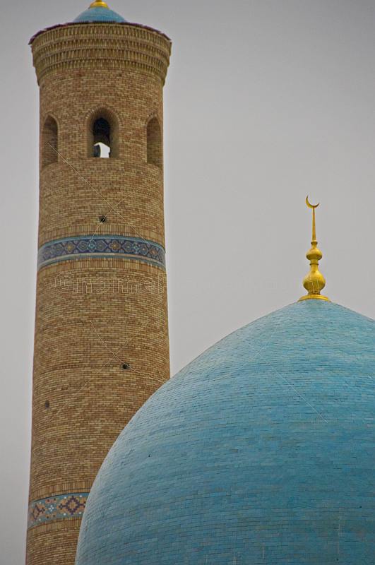Minaret and dome of the  Kulkedash Medressa.