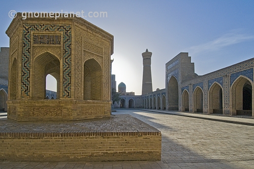 Interior courtyard of the Kalon Mosque.