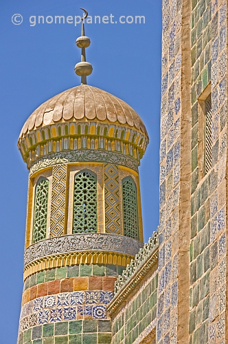 Minaret at Abakh Hoja Tomb.